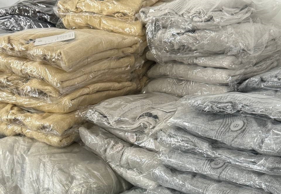 UBBA Textile's Convenient Shipping Solution - Easy office pickup option for hassle-free shopping.